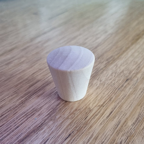 Wooden knob - Walnut lane
