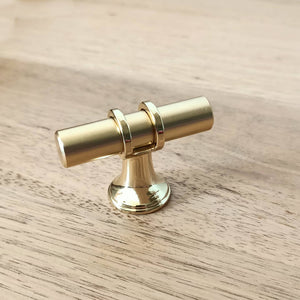 Golden pull - Walnut lane