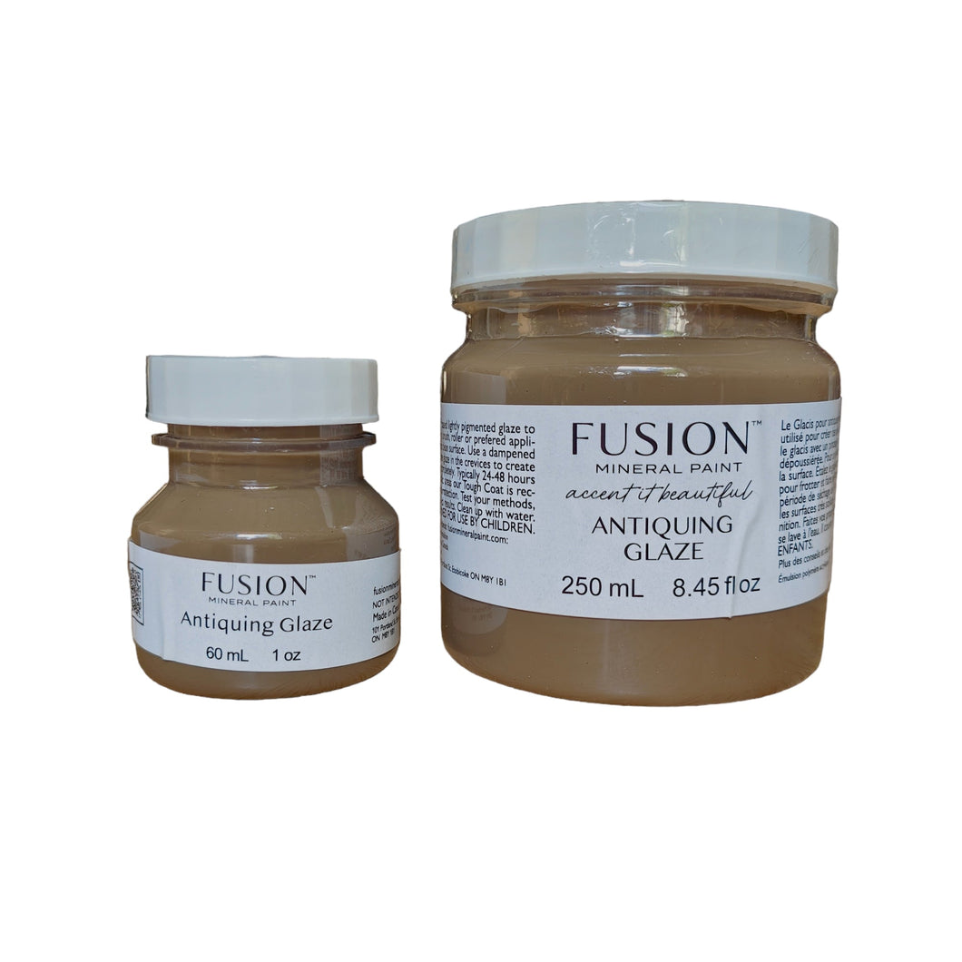 Fusion antiquing glaze 60ml or 250ml - Walnut lane
